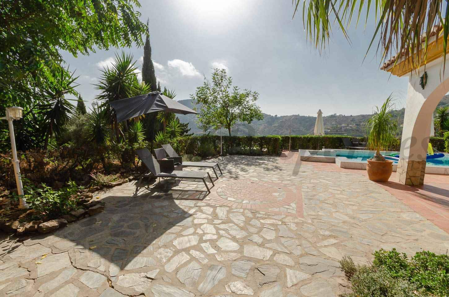 3 quarto Quinta/Casa Rural para venda em Competa com piscina garagem - 525 000 € (Ref: 10060211)