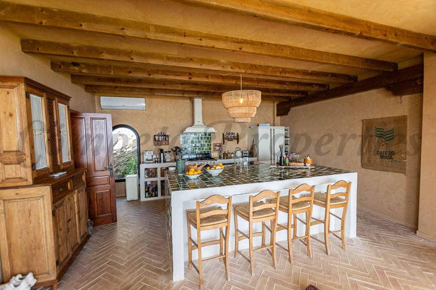 4 slaapkamer Finca/Landhuis te koop in Arenas met zwembad - € 950.000 (Ref: 10062603)