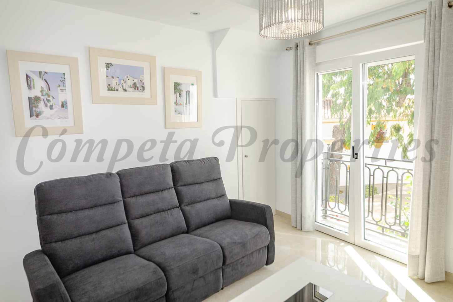 1 soveværelse Lejlighed til leje i Competa - € 750 (Ref: 10062813)