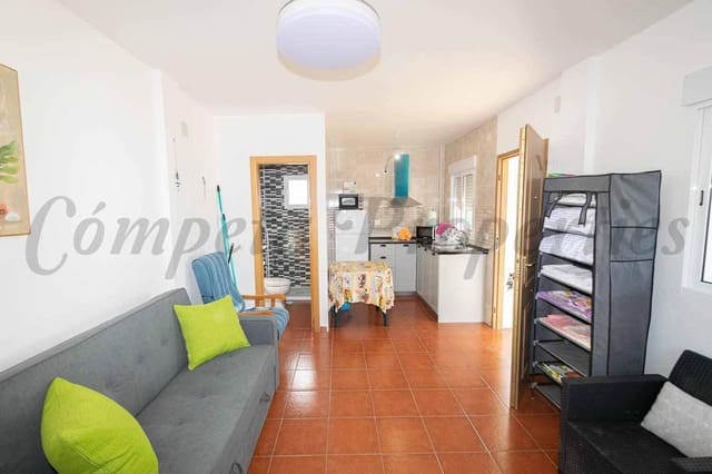 Quinta/Casa Rural para arrendar em El Morche, Torrox - 700 € (Ref: 10073212)