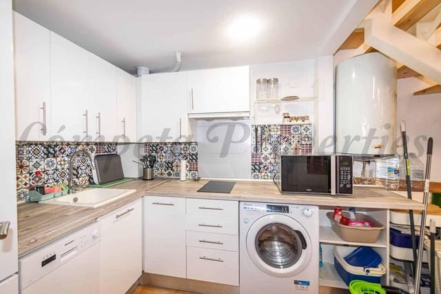2 soverom Leilighet til leie i Centro Internacional, Torrox med svømmebasseng - € 650 (Ref: 10073213)