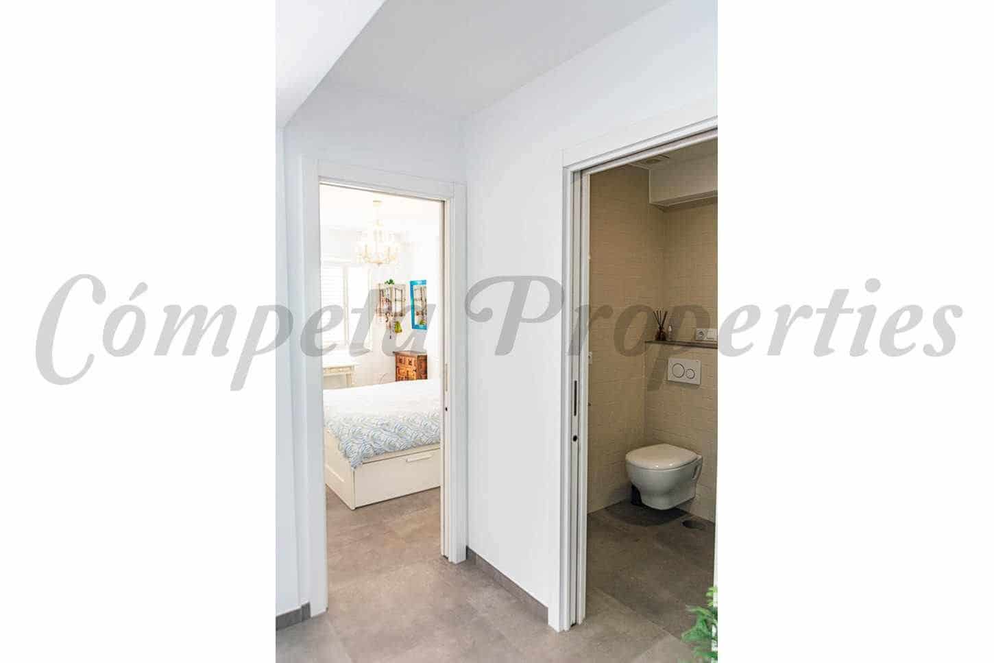 2 sovrum Lägenhet till salu i Nerja - 382 000 € (Ref: 10075676)
