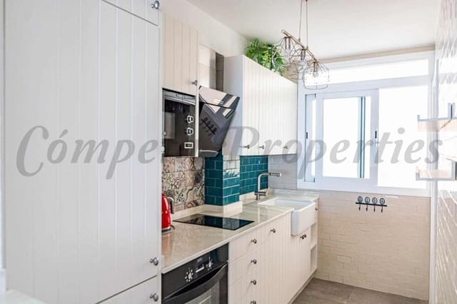 2 sovrum Lägenhet till salu i Nerja - 382 000 € (Ref: 10075676)