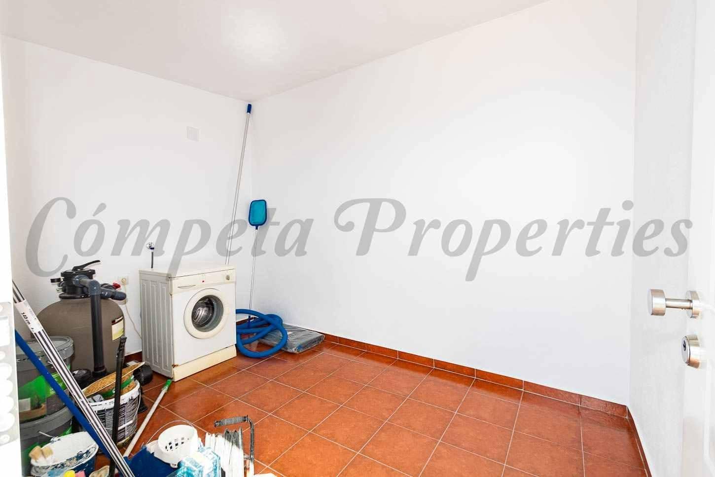 2 quarto Quinta/Casa Rural para arrendar em Torrox com piscina - 1 200 € (Ref: 10075679)