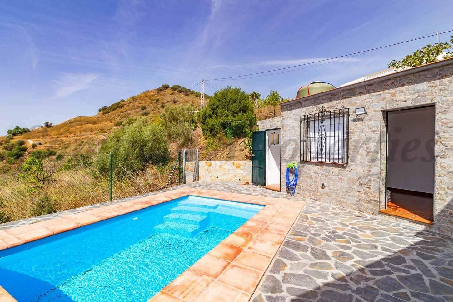 2 quarto Quinta/Casa Rural para arrendar em Torrox com piscina - 1 200 € (Ref: 10075679)