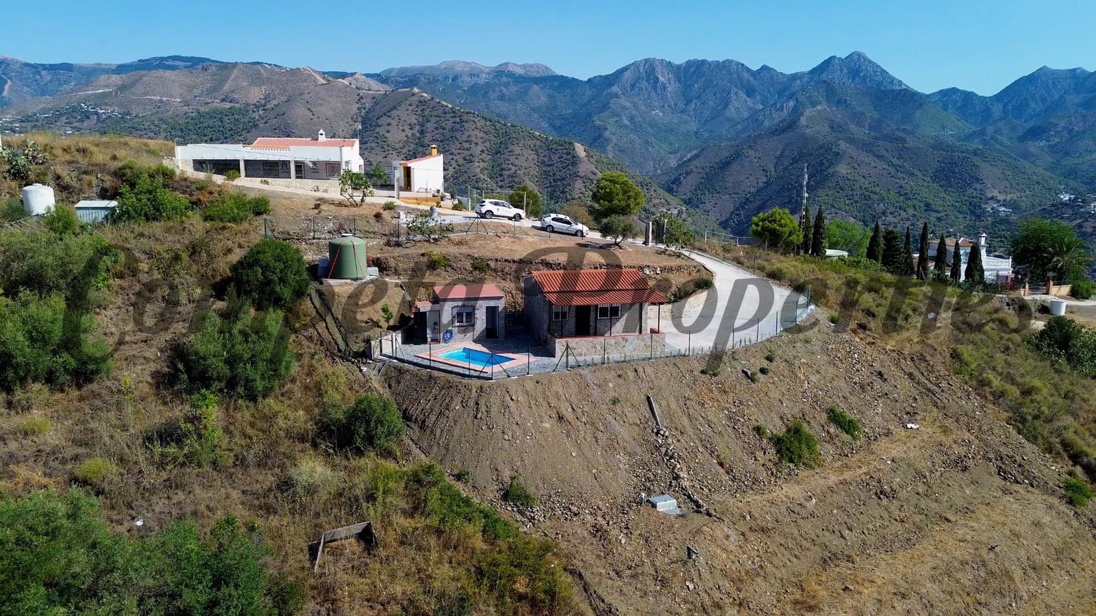 2 bedroom Finca/Country House for rent in Torrox with pool - € 1,200 (Ref: 10075679)