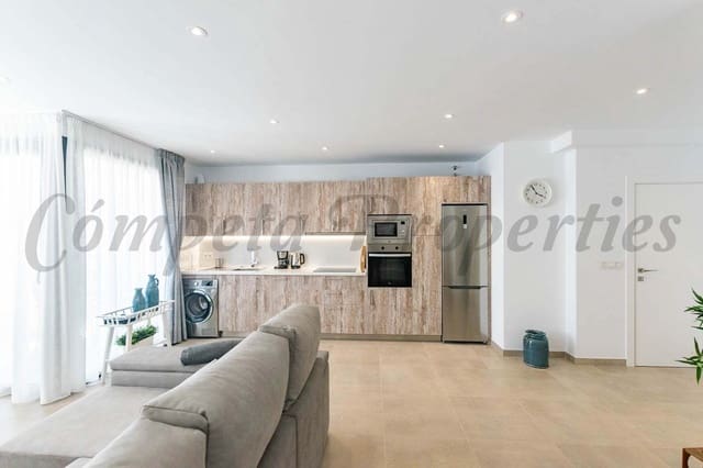 2 soverom Leilighet til salgs i Cómpeta med svømmebasseng garasje - € 700 (Ref: 10075682)
