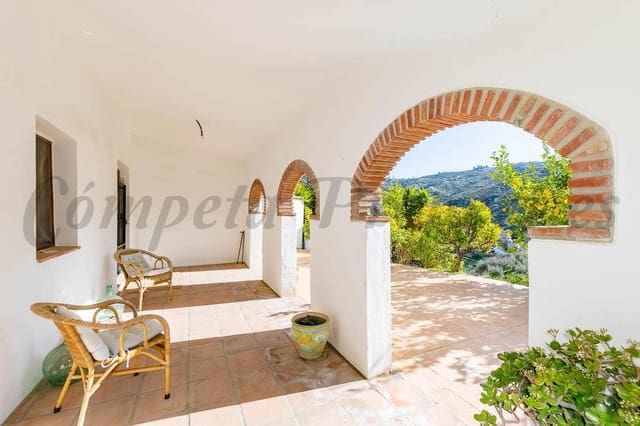 3 slaapkamer Finca/Landhuis te koop in Archez met garage - € 310.000 (Ref: 10075686)