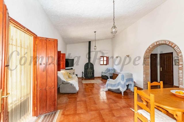3 slaapkamer Finca/Landhuis te koop in Archez met garage - € 310.000 (Ref: 10075686)