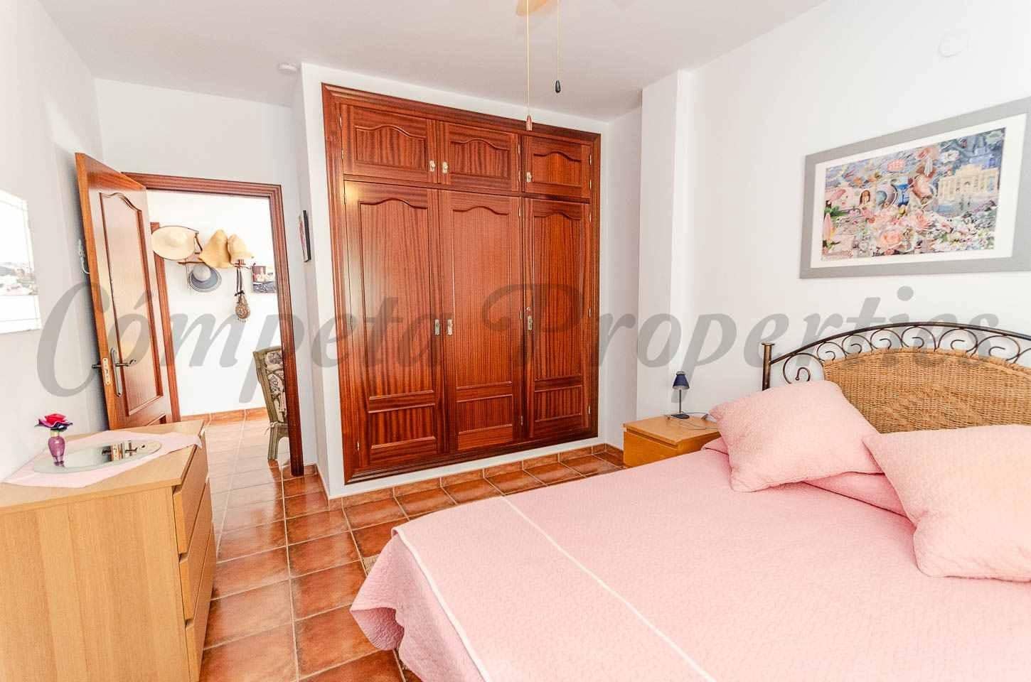 3 camera da letto Finca/Casa di Campagna in vendita in Competa con piscina garage - 525.000 € (Rif: 10075687)