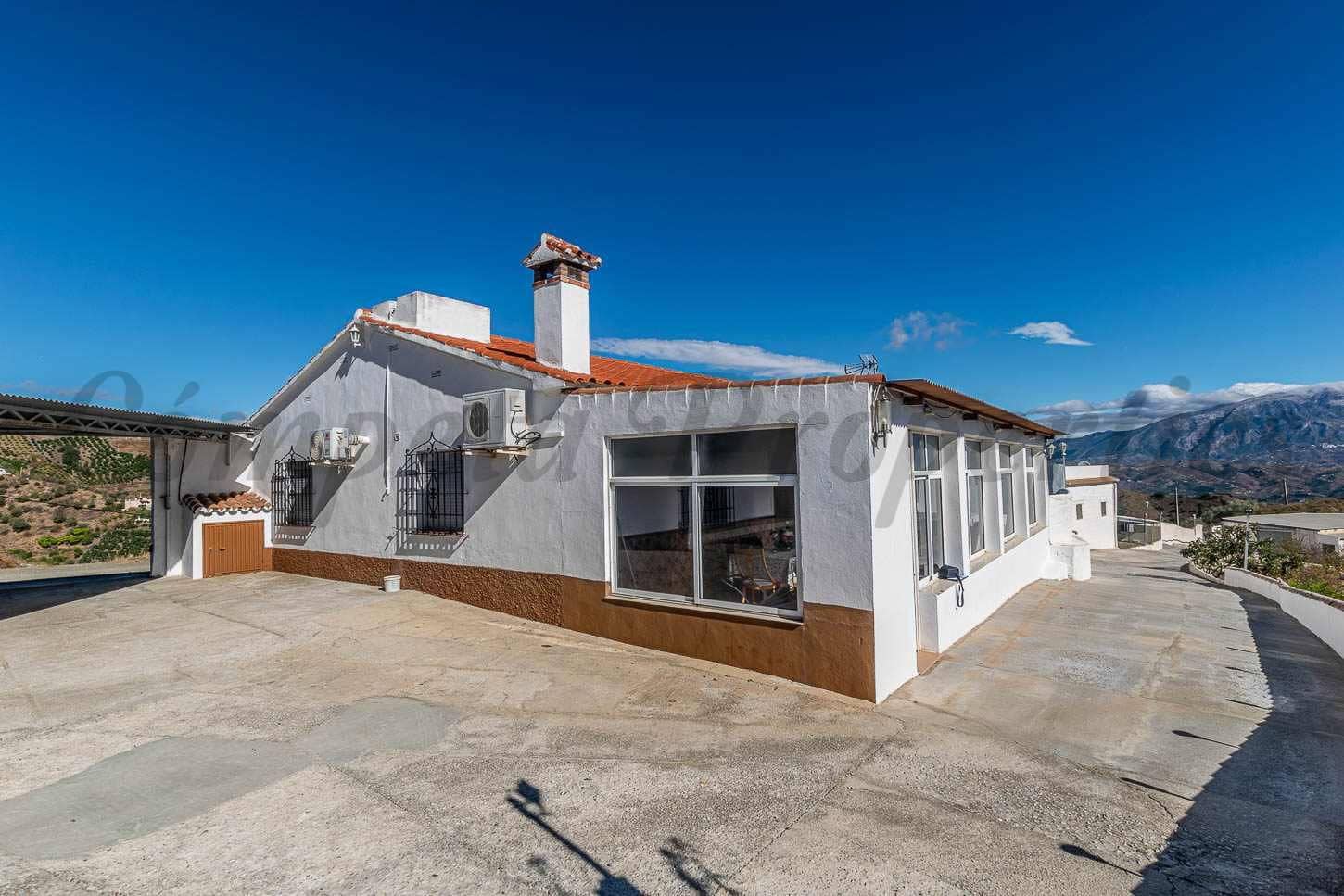 3 quarto Quinta/Casa Rural para venda em Macharaviaya com piscina garagem - 430 000 € (Ref: 10075688)