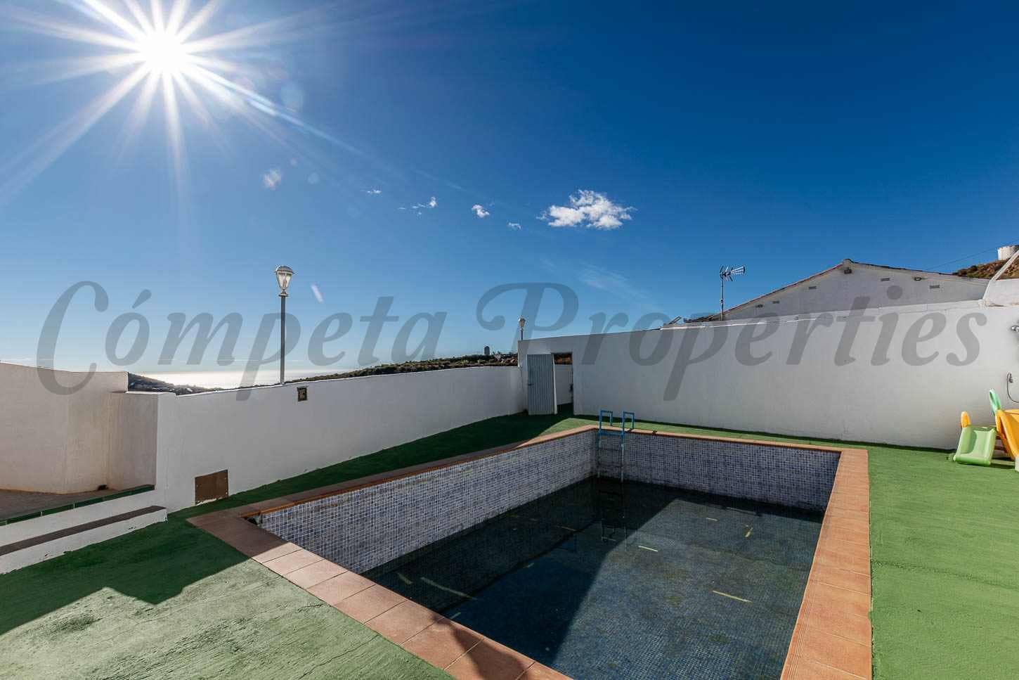 3 quarto Quinta/Casa Rural para venda em Macharaviaya com piscina garagem - 430 000 € (Ref: 10075688)