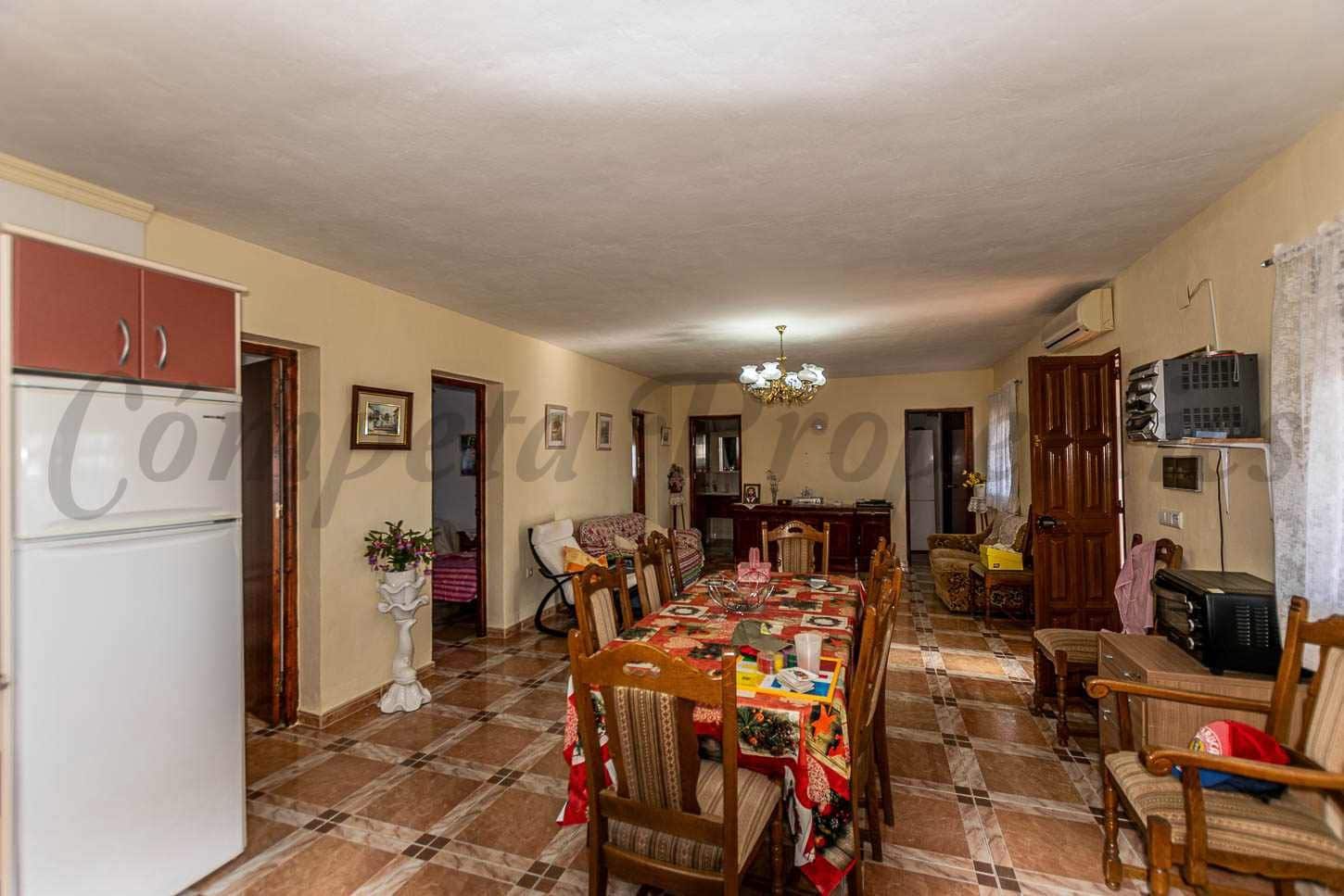 3 quarto Quinta/Casa Rural para venda em Macharaviaya com piscina garagem - 430 000 € (Ref: 10075688)