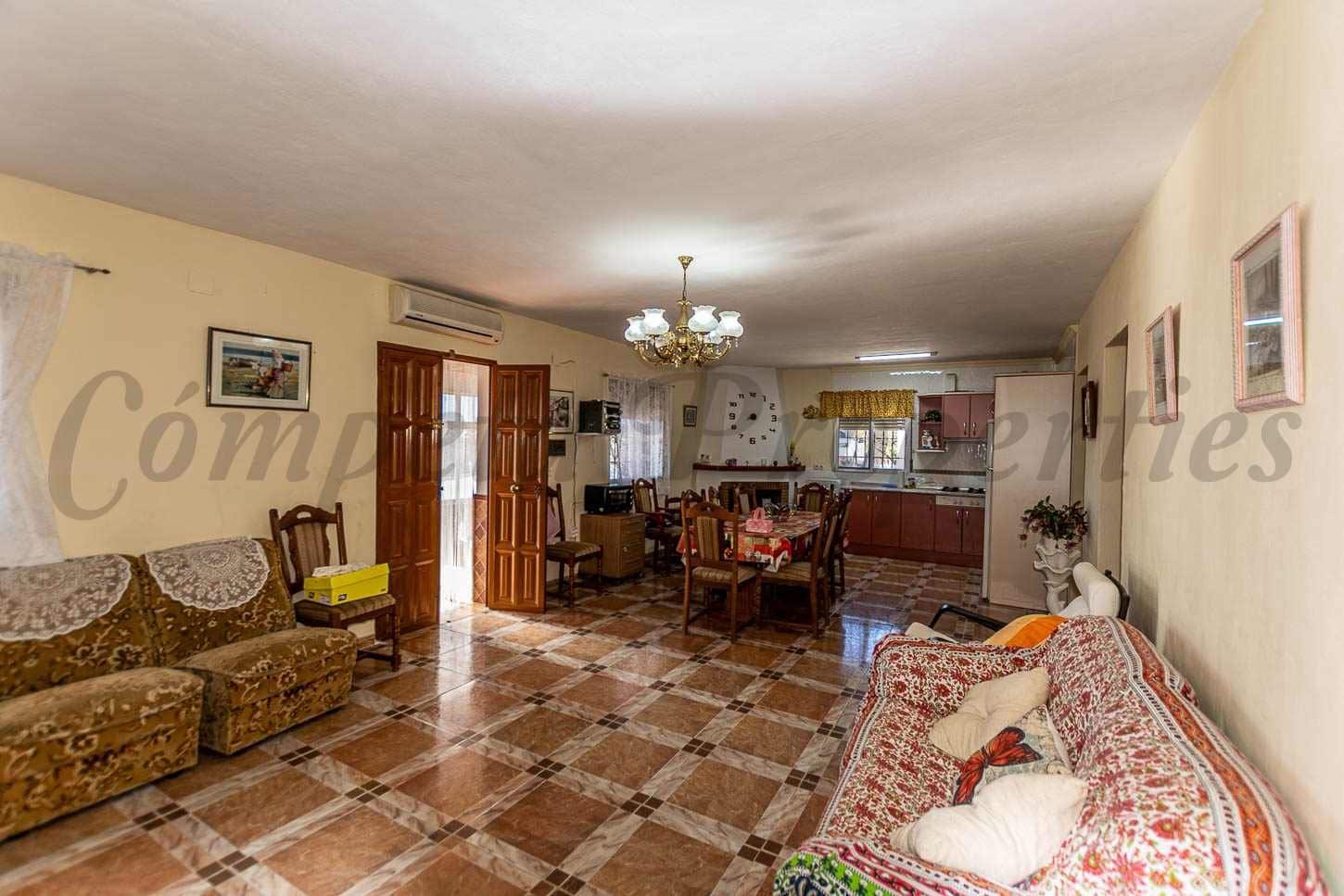 3 quarto Quinta/Casa Rural para venda em Macharaviaya com piscina garagem - 430 000 € (Ref: 10075688)