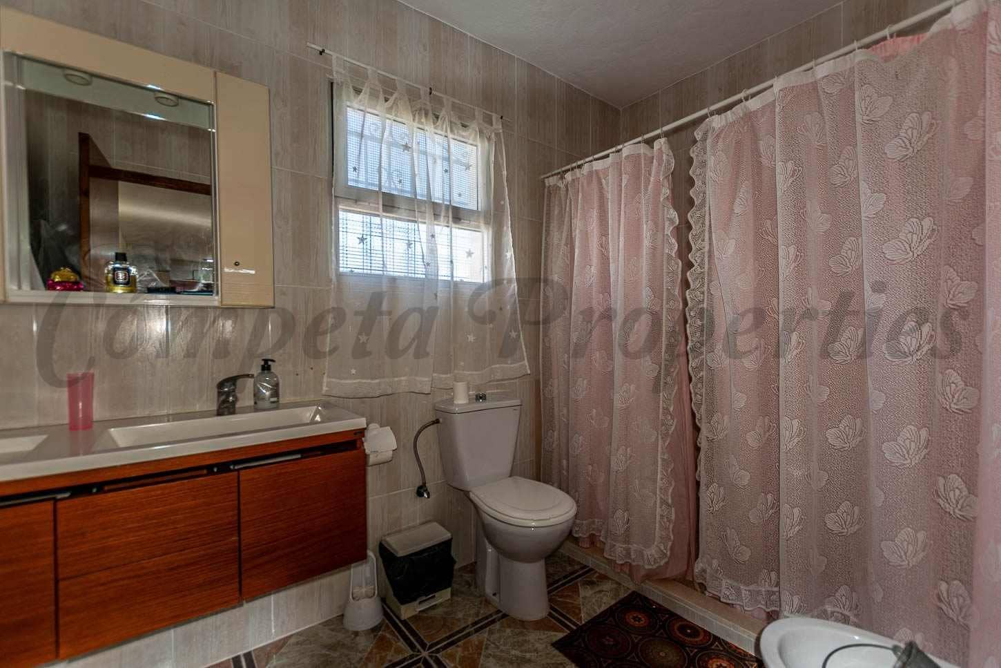 3 quarto Quinta/Casa Rural para venda em Macharaviaya com piscina garagem - 430 000 € (Ref: 10075688)