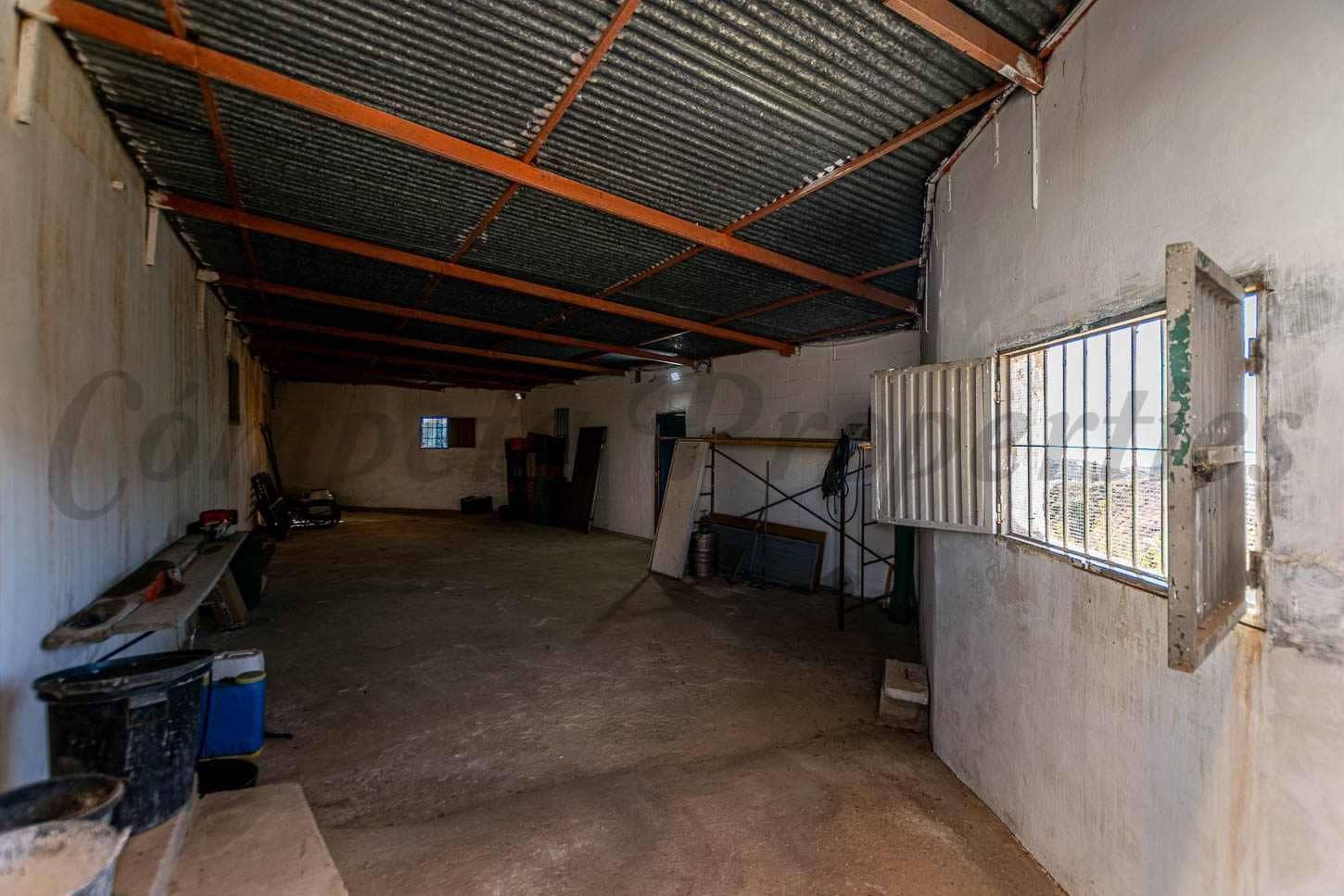 3 quarto Quinta/Casa Rural para venda em Macharaviaya com piscina garagem - 430 000 € (Ref: 10075688)