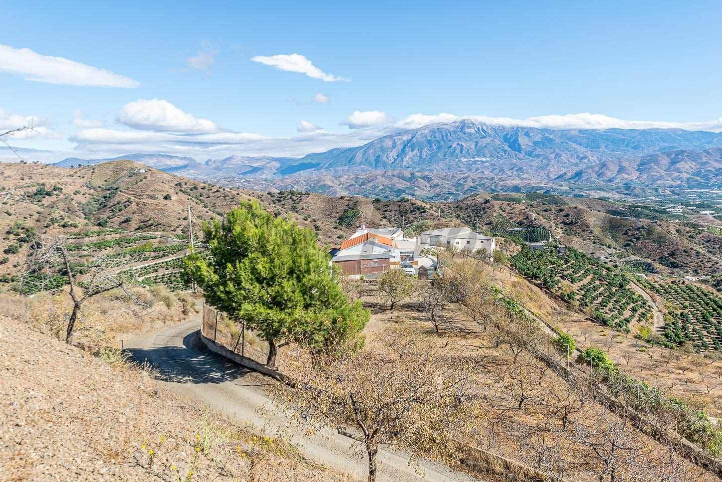 3 quarto Quinta/Casa Rural para venda em Macharaviaya com piscina garagem - 430 000 € (Ref: 10075688)