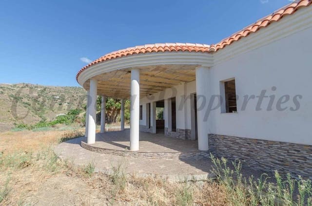 Finca/Country House for sale in Sayalonga with pool - € 300,000 (Ref: 10075689)