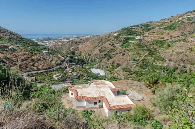 Finca/Country House for sale in Sayalonga with pool - € 300,000 (Ref: 10075689)