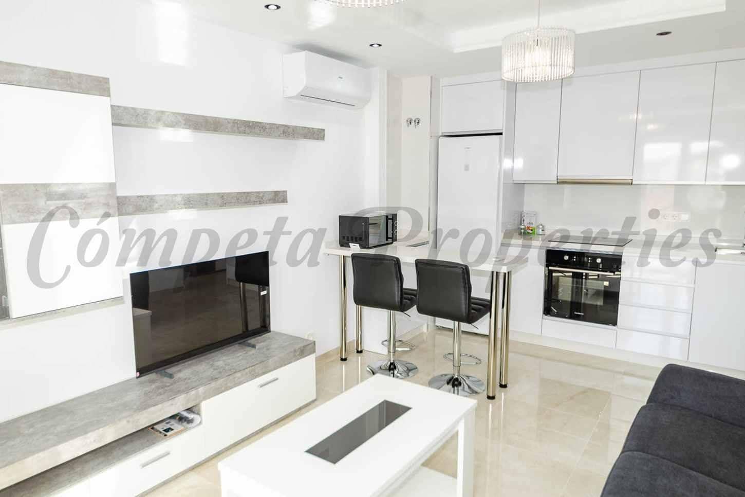 1 soveværelse Lejlighed til leje i Competa - € 950 (Ref: 10075698)
