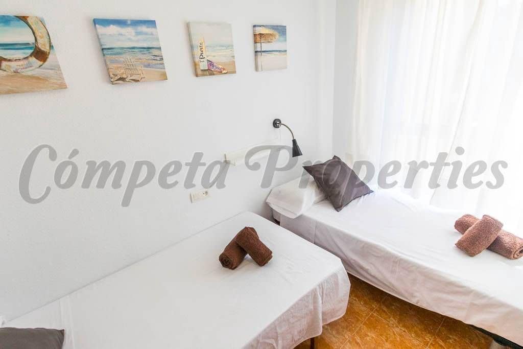 2 quarto Apartamento para arrendar em Torrox-Costa com piscina - 660 € (Ref: 10075701)