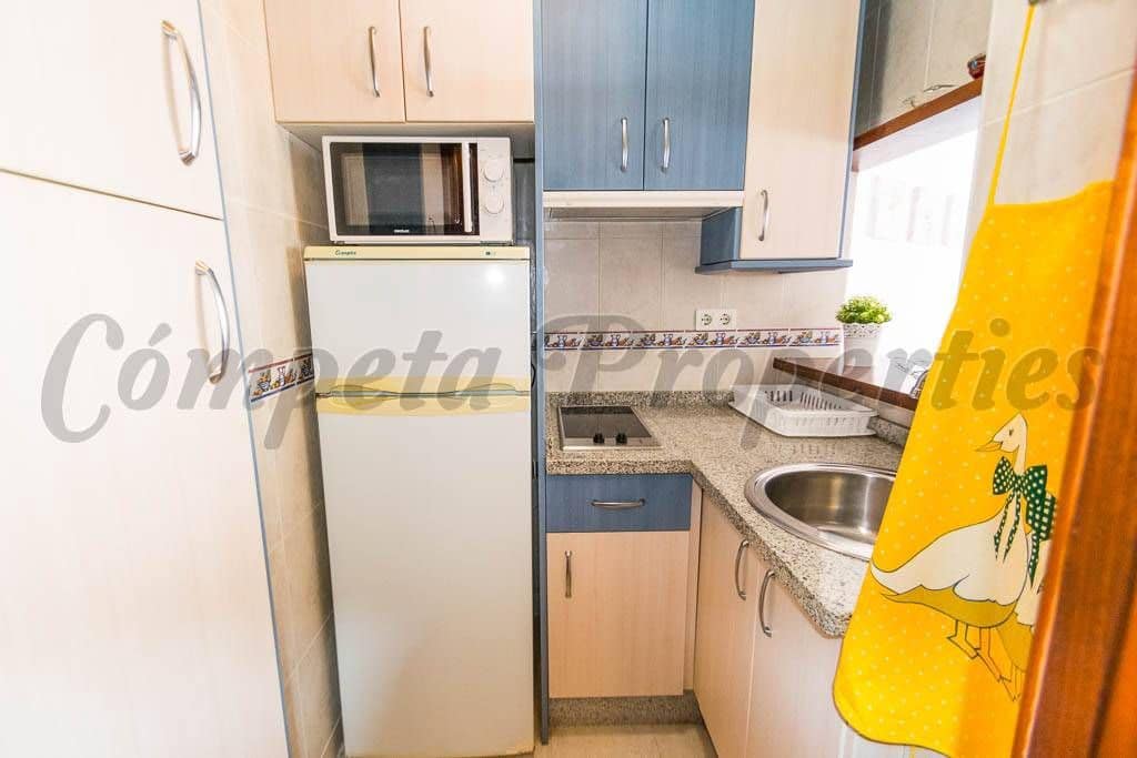 2 quarto Apartamento para arrendar em Torrox-Costa com piscina - 660 € (Ref: 10075701)