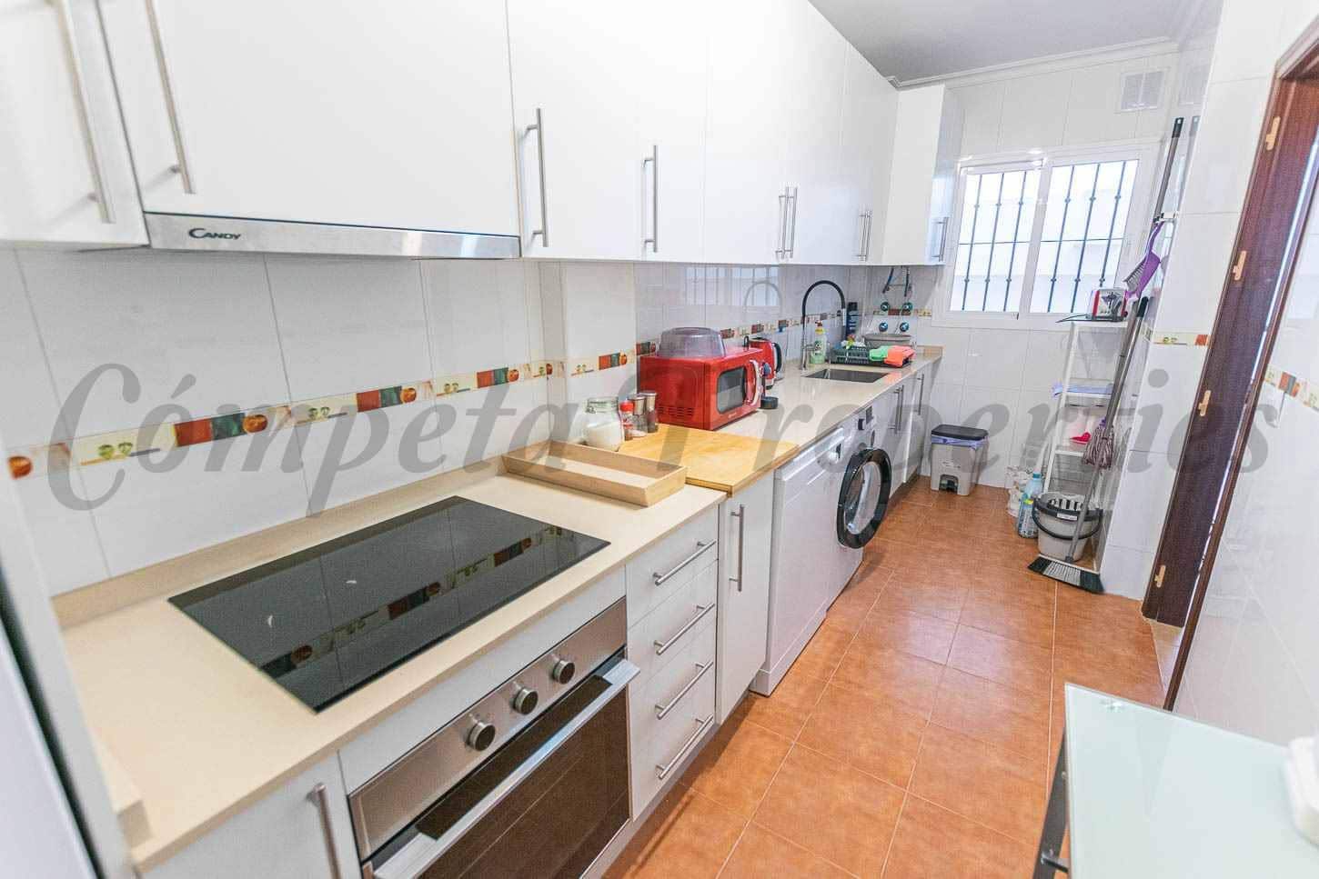 2 makuuhuone Huoneisto lomavuokrausta paikassa Competa mukana uima-altaan 
autotalli - 750 € (Ref: 10075702)