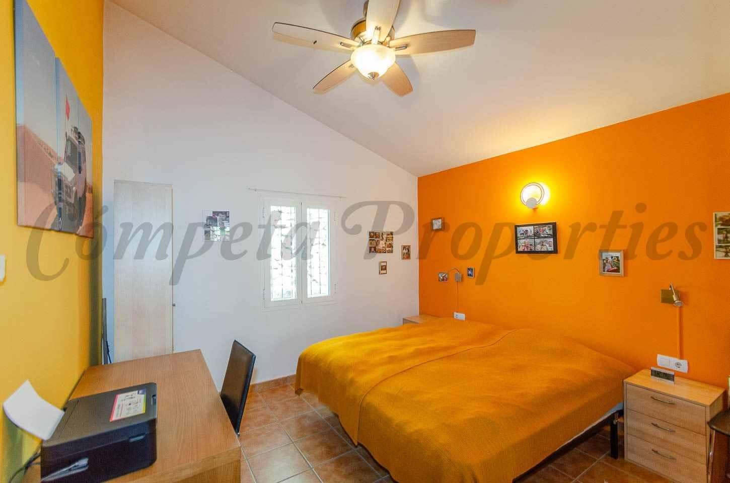 Finca/Casa Rural de 3 habitaciones en Cómpeta en venta - 430.000 € (Ref: 10075704)