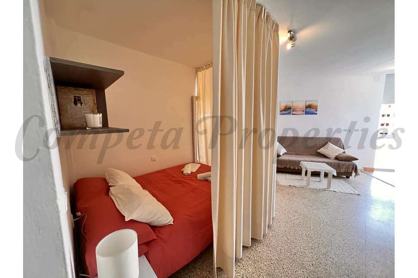 1 soverom Leilighet til leie i Torrox-Costa med svømmebasseng - € 650 (Ref: 10075706)