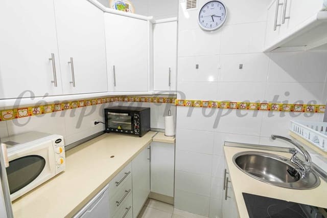 1 sovrum Lägenhet att hyra i Centro Internacional, Torrox med pool - 750 € (Ref: 10075708)