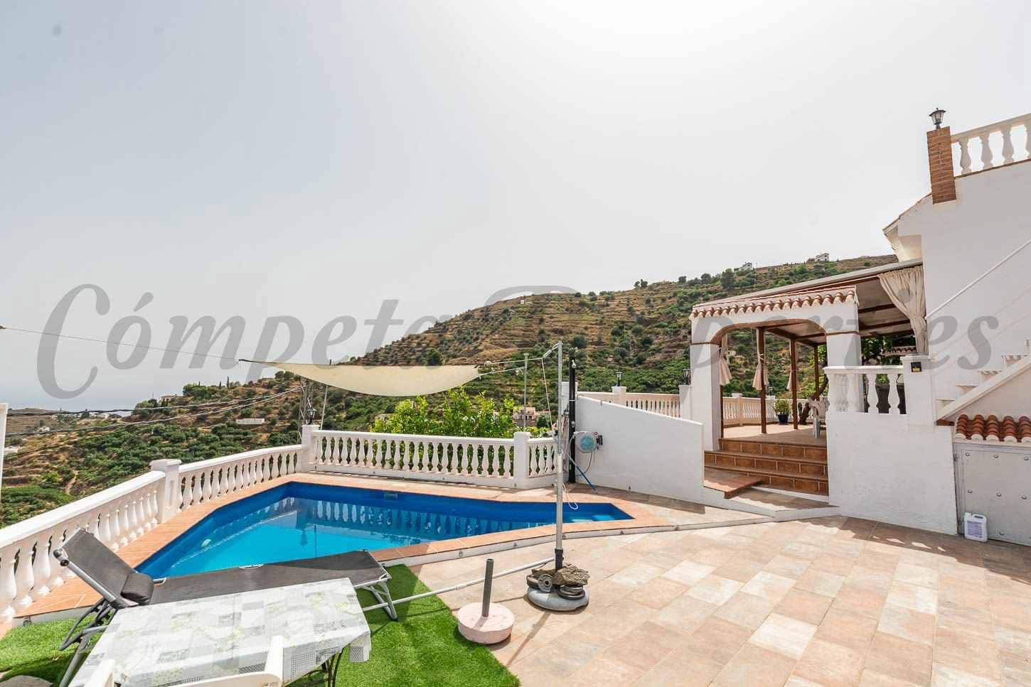 3 soveværelse Finca/Landehus til salg i Torrox med swimmingpool garage - € 290.500 (Ref: 10075710)