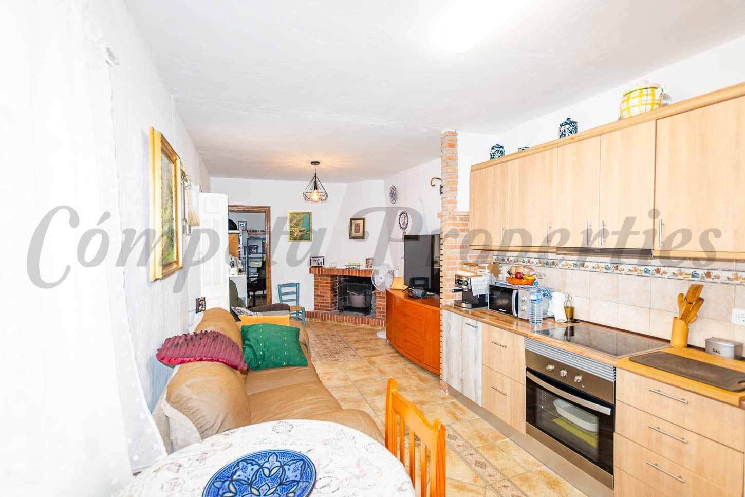 3 soveværelse Finca/Landehus til salg i Torrox med swimmingpool garage - € 290.500 (Ref: 10075710)