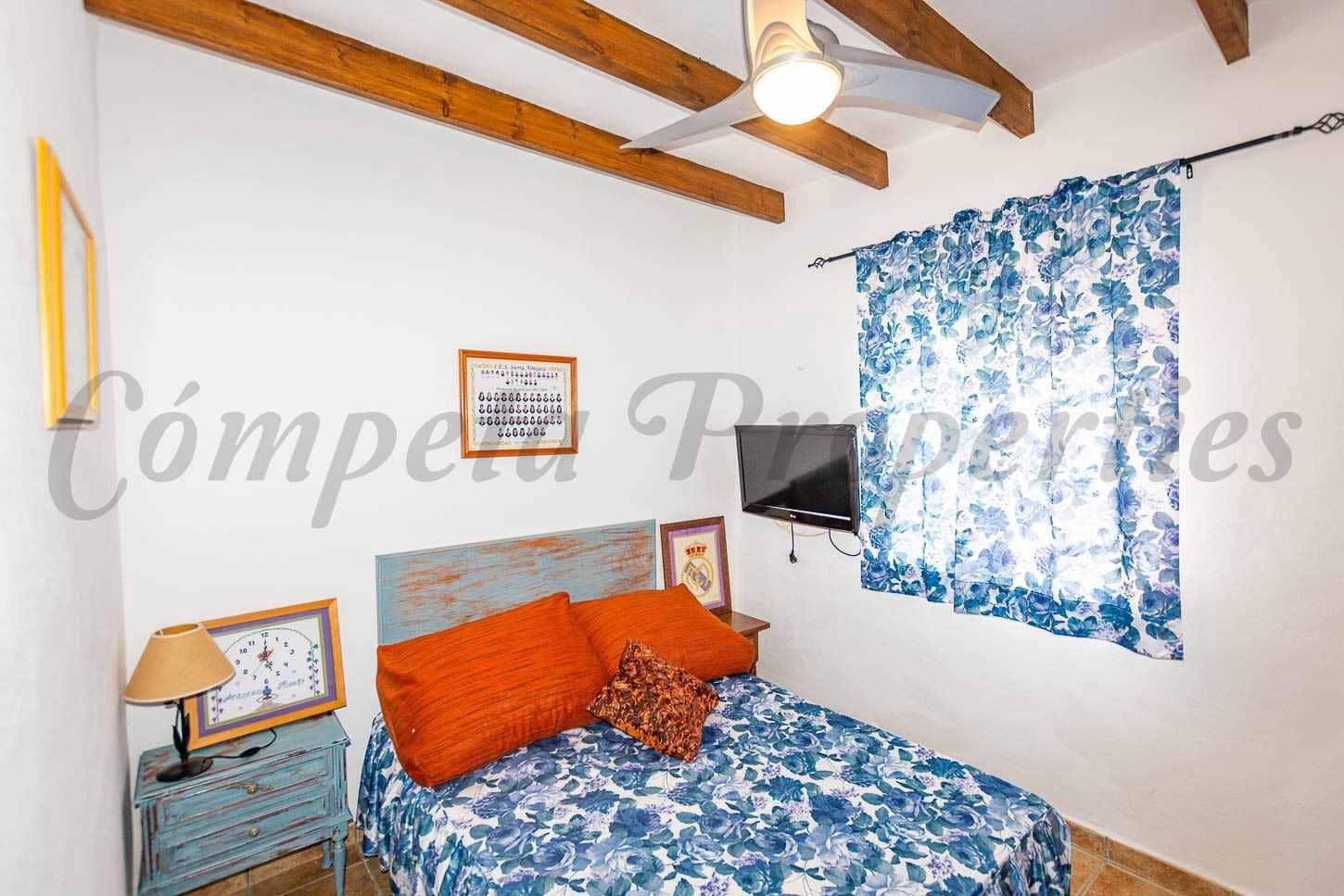 3 soveværelse Finca/Landehus til salg i Torrox med swimmingpool garage - € 290.500 (Ref: 10075710)