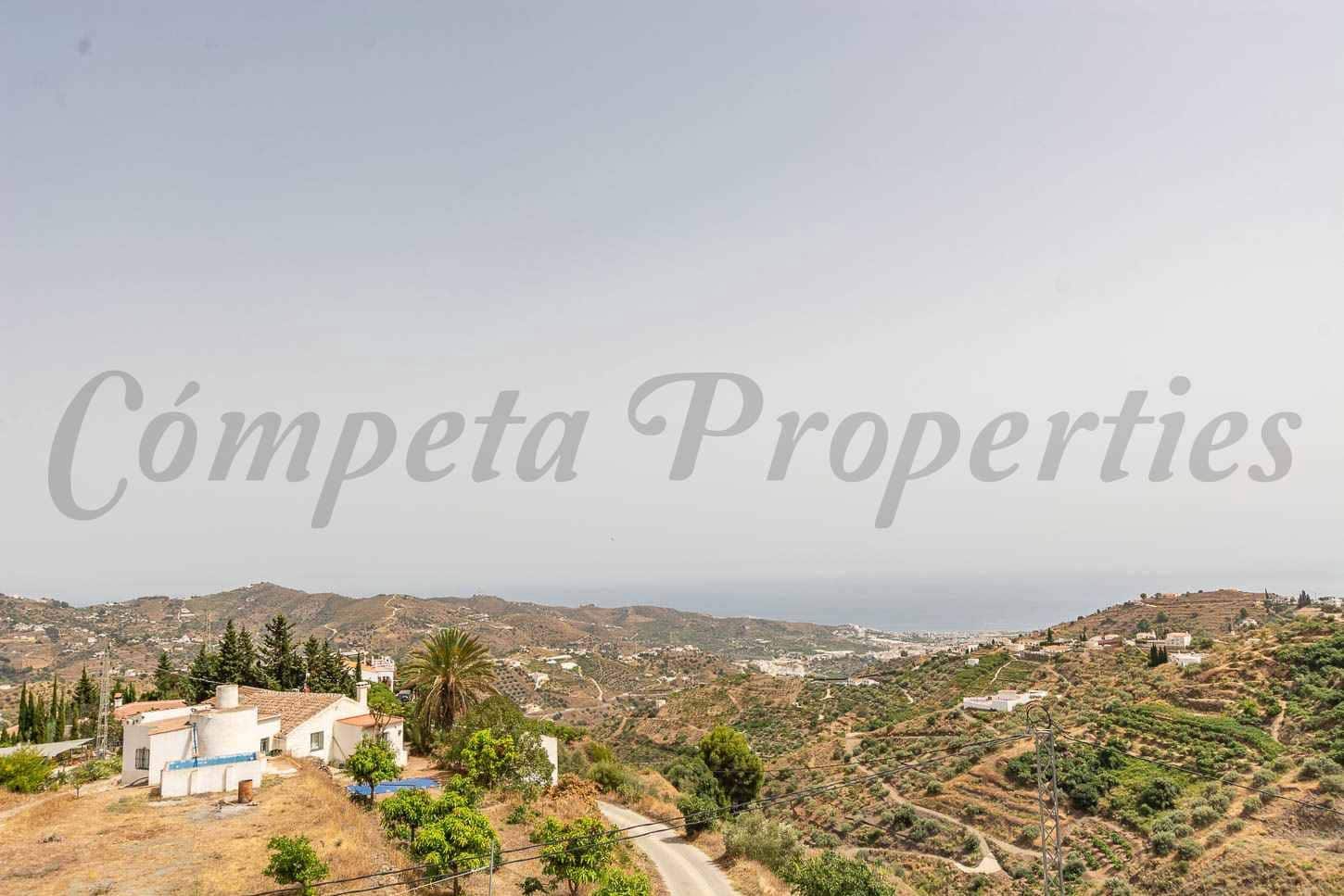 3 soveværelse Finca/Landehus til salg i Torrox med swimmingpool garage - € 290.500 (Ref: 10075710)