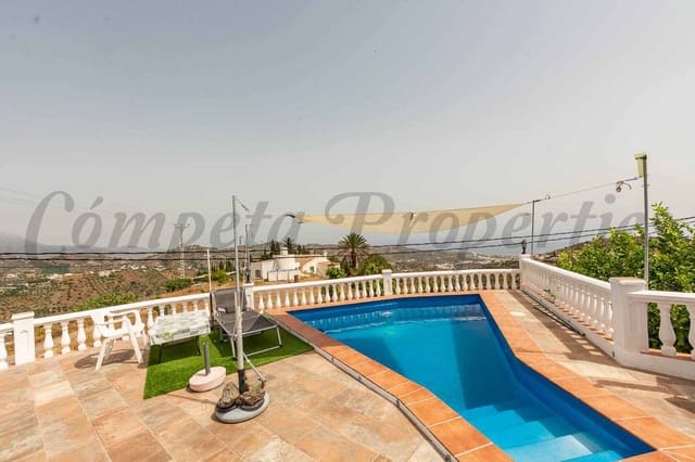 3 quarto Quinta/Casa Rural para venda em Torrox Pueblo, Torrox com piscina garagem - 290 500 € (Ref: 10075710)