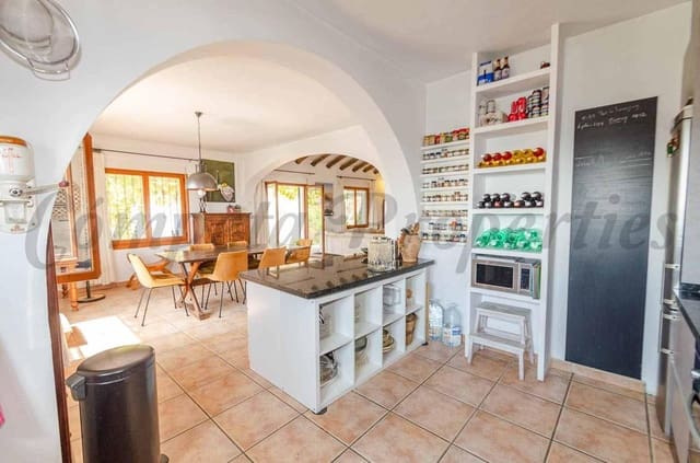 5 sypialnia Finka/Dom wiejski na sprzedaż w Cómpeta z basenem - 720 000 € (Ref: 10075712)