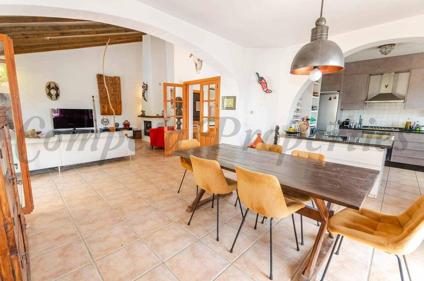 5 sypialnia Finka/Dom wiejski na sprzedaż w Competa z basenem - 720 000 € (Ref: 10075712)