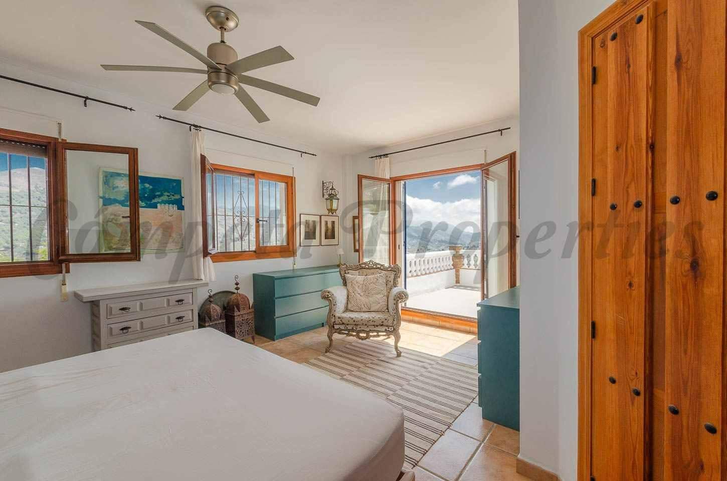5 sypialnia Finka/Dom wiejski na sprzedaż w Competa z basenem - 720 000 € (Ref: 10075712)