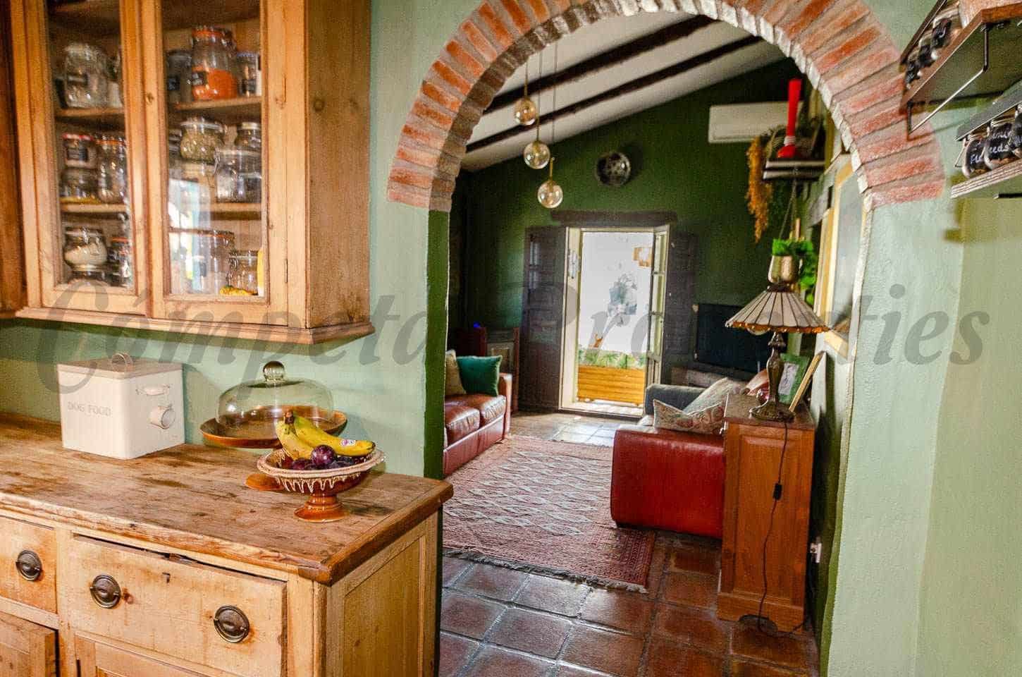 3 chambre Finca/Maison de Campagne à vendre à Archez avec piscine garage - 375 000 € (Ref: 10075713)