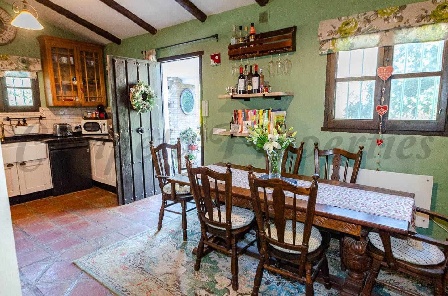 3 chambre Finca/Maison de Campagne à vendre à Archez avec piscine garage - 375 000 € (Ref: 10075713)