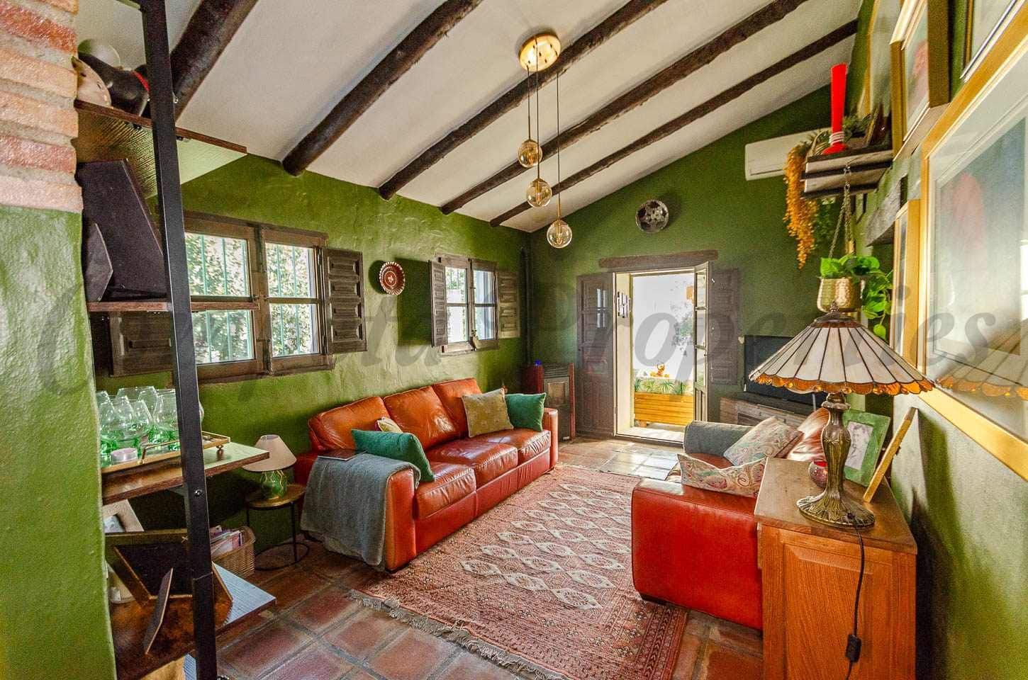 3 chambre Finca/Maison de Campagne à vendre à Archez avec piscine garage - 375 000 € (Ref: 10075713)