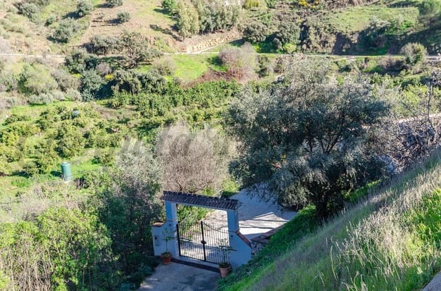 3 chambre Finca/Maison de Campagne à vendre à Archez avec piscine garage - 375 000 € (Ref: 10075713)