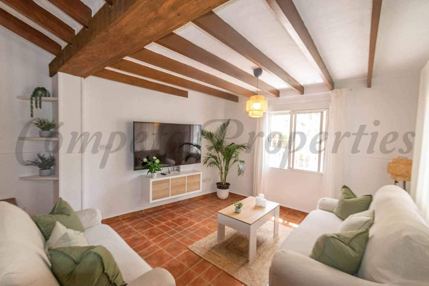 3 soveværelse Finca/Landehus til leje i Torrox med swimmingpool - € 1.500 (Ref: 10075714)