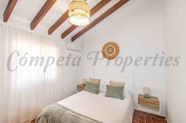 3 soveværelse Finca/Landehus til leje i Torrox med swimmingpool - € 1.500 (Ref: 10075714)