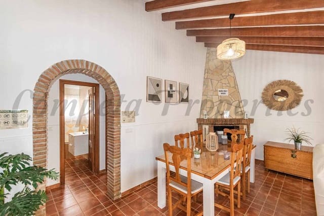 3 soveværelse Finca/Landehus til leje i Torrox med swimmingpool - € 1.500 (Ref: 10075714)