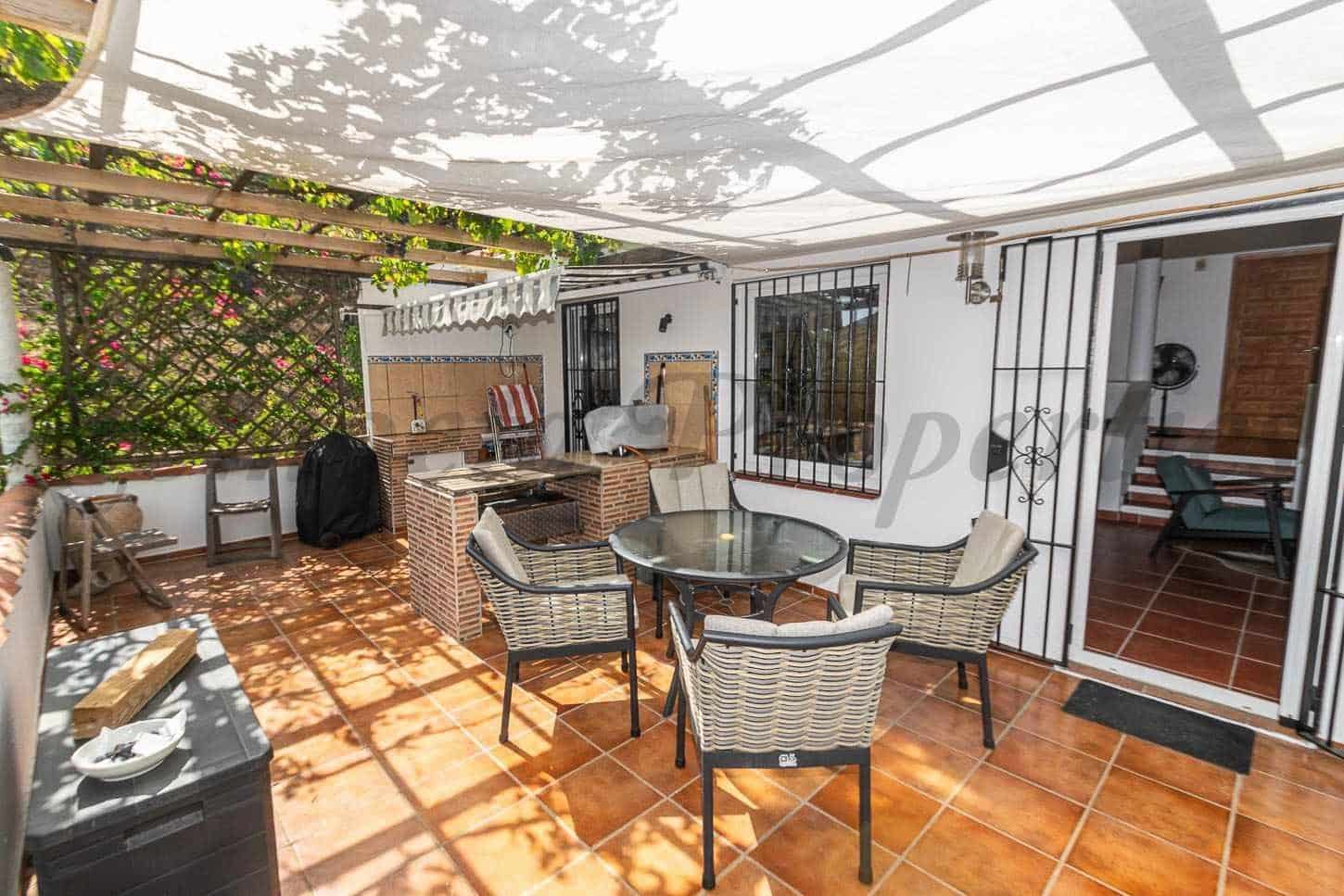 2 quarto Quinta/Casa Rural para venda em Torrox com piscina garagem - 269 000 € (Ref: 10075715)