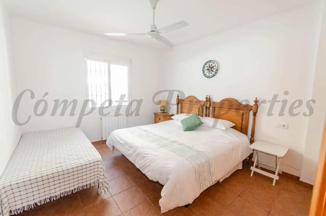 4 quarto Quinta/Casa Rural para venda em Cómpeta com piscina - 399 000 € (Ref: 10075716)