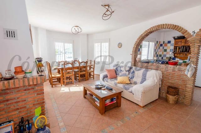 4 quarto Quinta/Casa Rural para venda em Cómpeta com piscina - 399 000 € (Ref: 10075716)