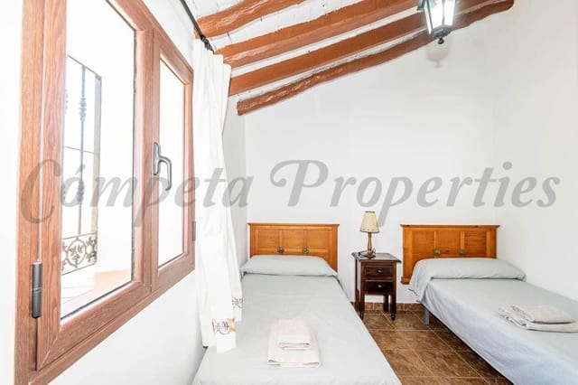 3 quarto Quinta/Casa Rural para venda em Torrox Pueblo, Torrox com piscina - 320 000 € (Ref: 10075717)