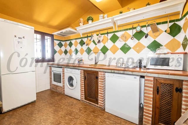 3 quarto Quinta/Casa Rural para venda em Torrox Pueblo, Torrox com piscina - 320 000 € (Ref: 10075717)
